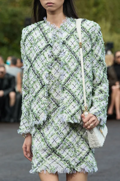 Look 29